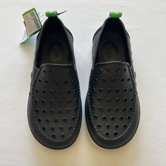 NEW Sanuk Lil Walker Black Water Shoes size 2 - Picture 3 of 10